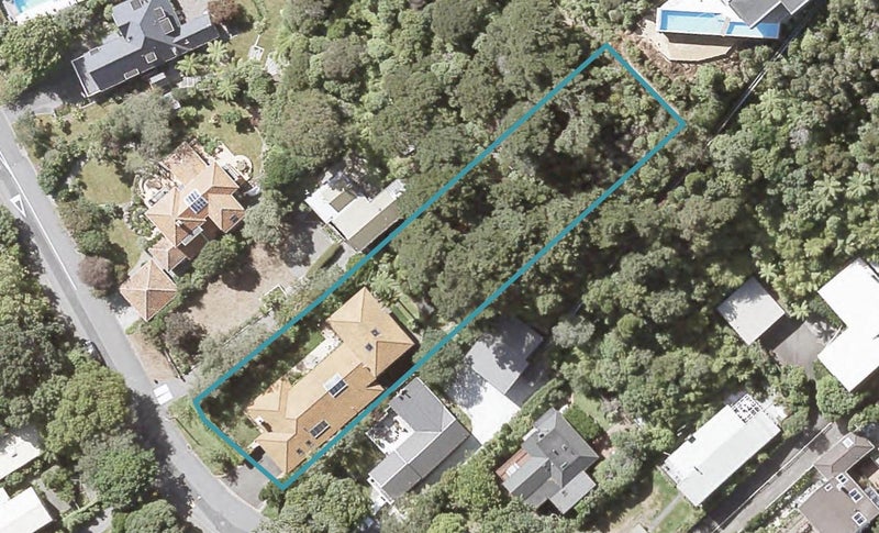 5 Walter Road, Lowry Bay, Lower Hutt - Carousel 1