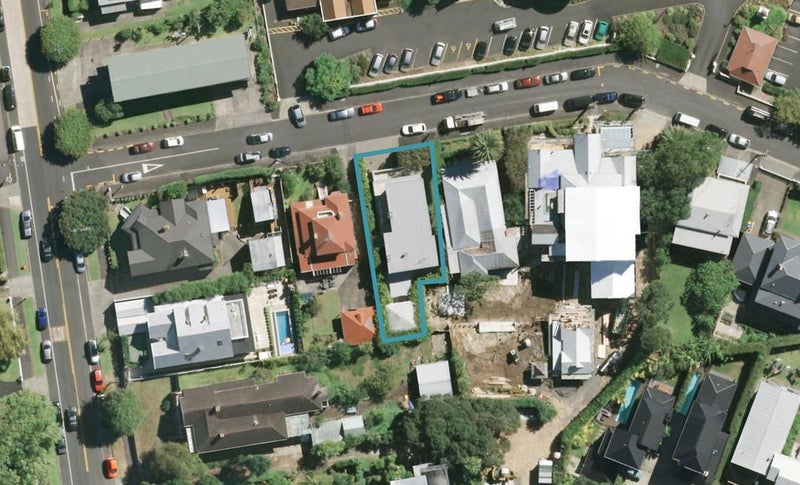 10 Tweed Street, Herne Bay, Auckland - Carousel 1