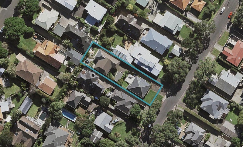 6 Irirangi Road, Greenlane, Auckland - Carousel 1