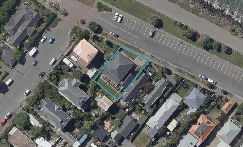 116 Esplanade, Sumner, Christchurch - Carousel 1