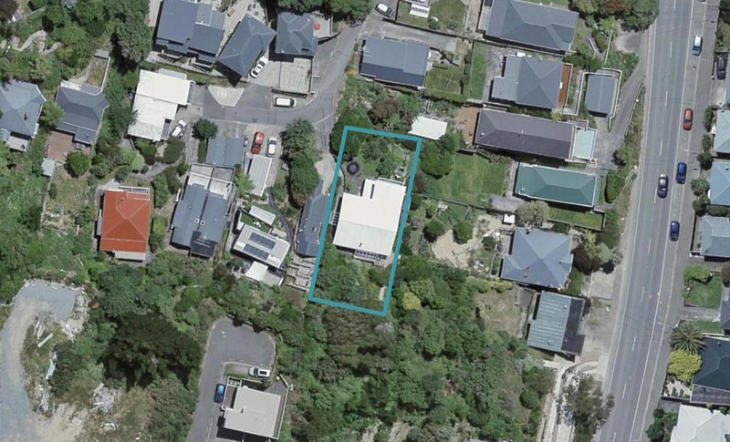 11 Kopiko Way, Brooklyn, Wellington - Carousel 1