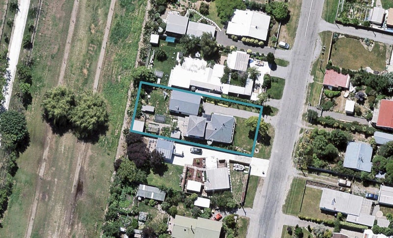8 Stalkers Road, Woodend Beach, Kaiapoi - Carousel 1