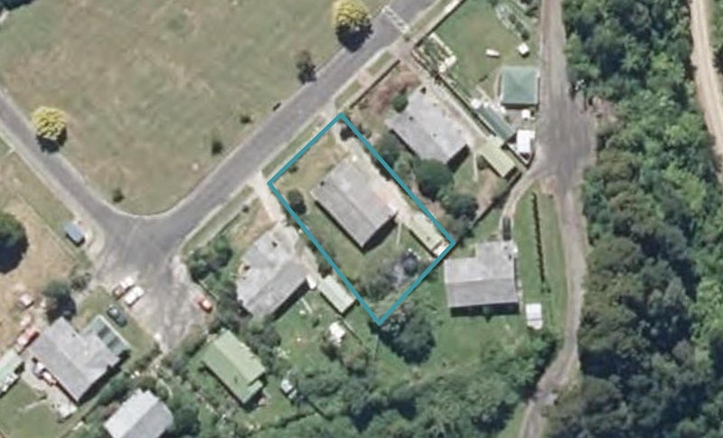9 Blackwood Drive, Shannon, Palmerston North - Carousel 1