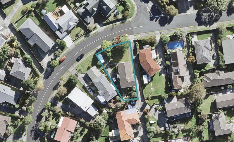 99 Weatherly Road, Torbay, Auckland - Carousel 1