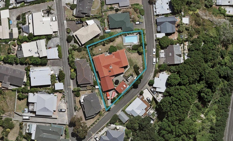 2 Bay View Road, Bluff Hill, Napier - Carousel 1