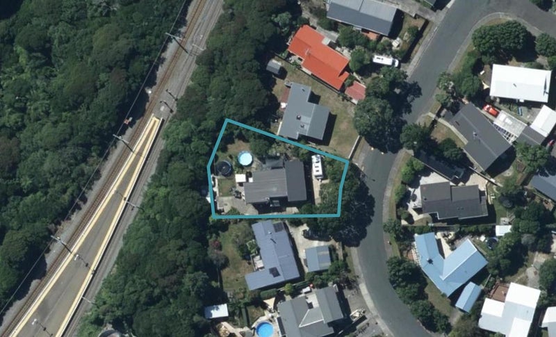 37 Sea Vista Drive, Pukerua Bay, Porirua - Carousel 1