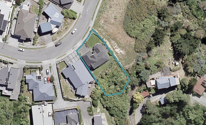 5 Meadowbank Drive, Belmont, Lower Hutt - Carousel 1