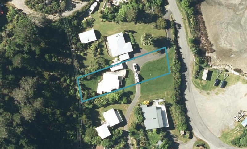 202 Elaine Bay Road, Elaine Bay, Marlborough Sounds - Carousel 1