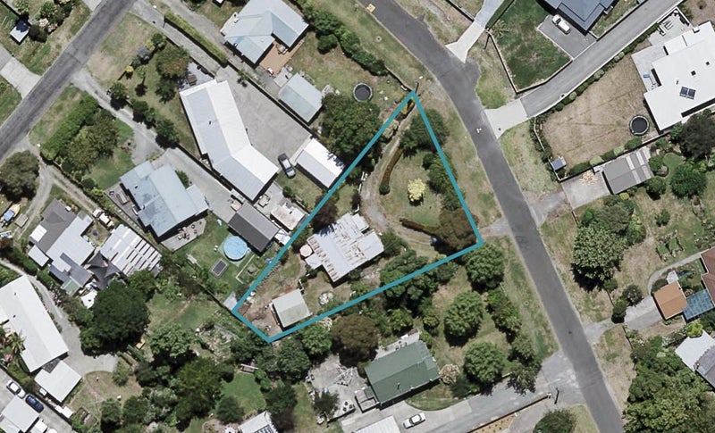 21 Grey Street, Bay View, Napier - Carousel 1