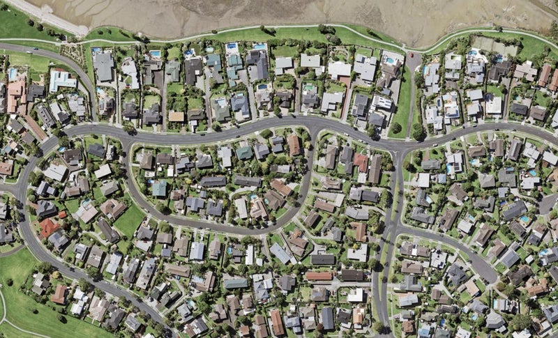 3B Fielding Crescent, Farm Cove, Auckland - Carousel 1