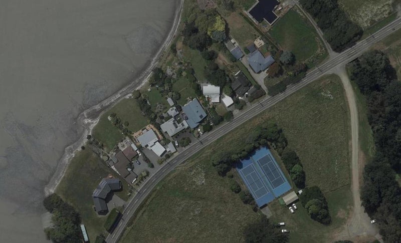 477 Marine Drive, Charteris Bay, Lyttelton - Carousel 1