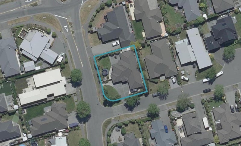 44 Pohutukawa Crescent, Parklands, Christchurch - Carousel 1