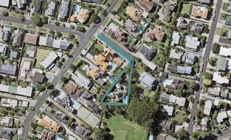 90 Selwyn Avenue, Mission Bay, Auckland - Carousel 1