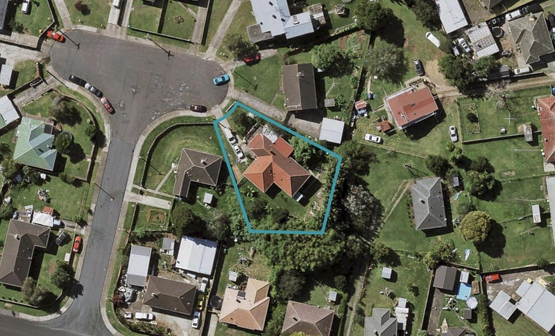 6 Linda Place, Otara, Auckland - Carousel 1
