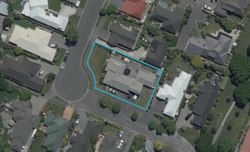 2/23 Inglewood Place, Avonhead, Christchurch - Carousel 1