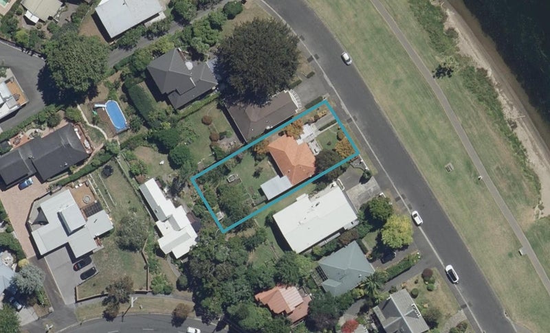 11 Ann Street, Beerescourt, Hamilton - Carousel 1