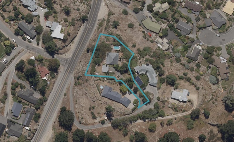 18 The Half Mile, Bridge Hill, Alexandra - Carousel 1