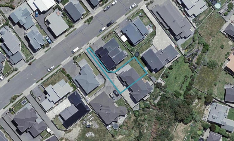 198 Mclintock Street North, Johnsonville, Wellington - Carousel 1