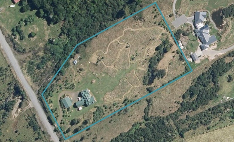 1311 Middle Road, Horopito - Carousel 1