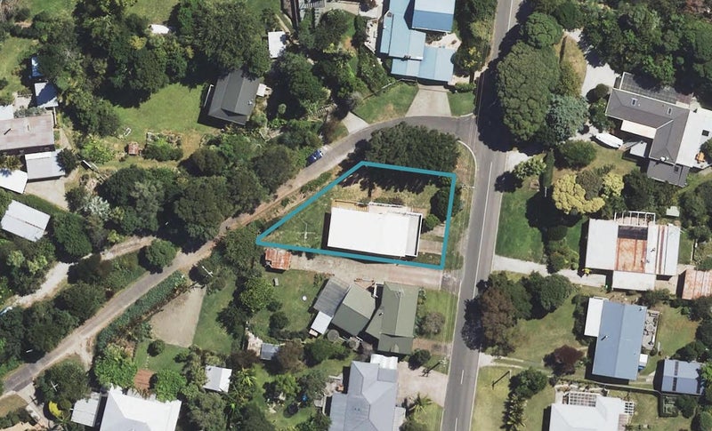 22 Lysnar Street, Okitu, Gisborne - Carousel 1