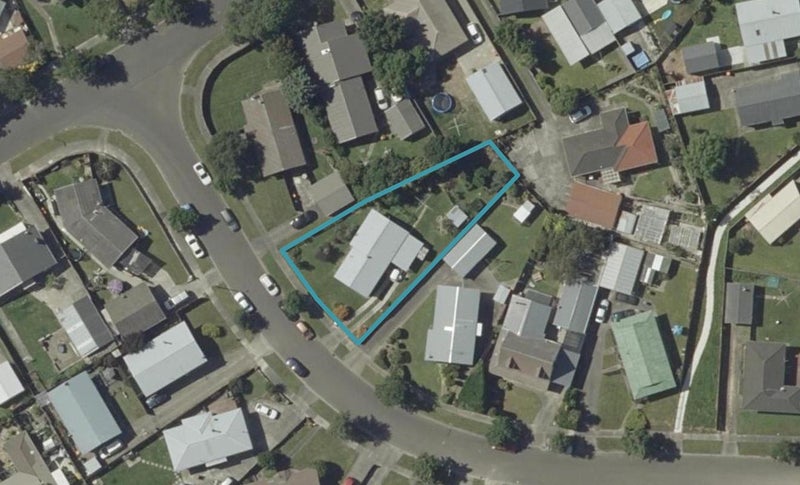 5 Cumberland Place, Kelvin Grove, Palmerston North - Carousel 1