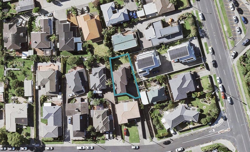 20A Richard Avenue, Bucklands Beach, Auckland - Carousel 1