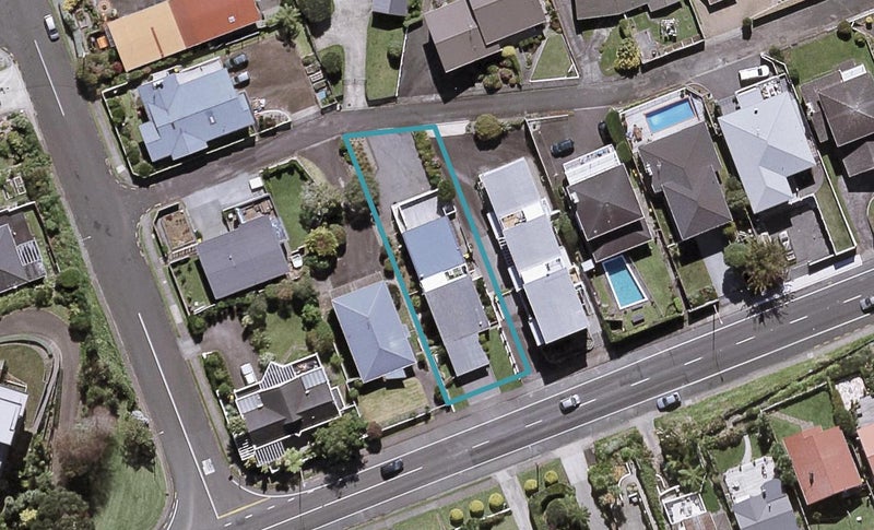 424 Devon Street West, Lynmouth, New Plymouth - Carousel 1