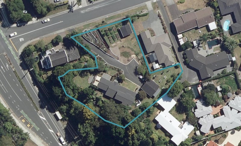 4 Harrowfield Drive, Harrowfield, Hamilton - Carousel 1