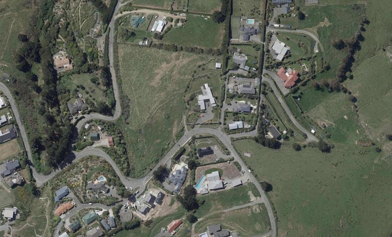 329 Mount Pleasant Road, Mount Pleasant, Christchurch - Carousel 1