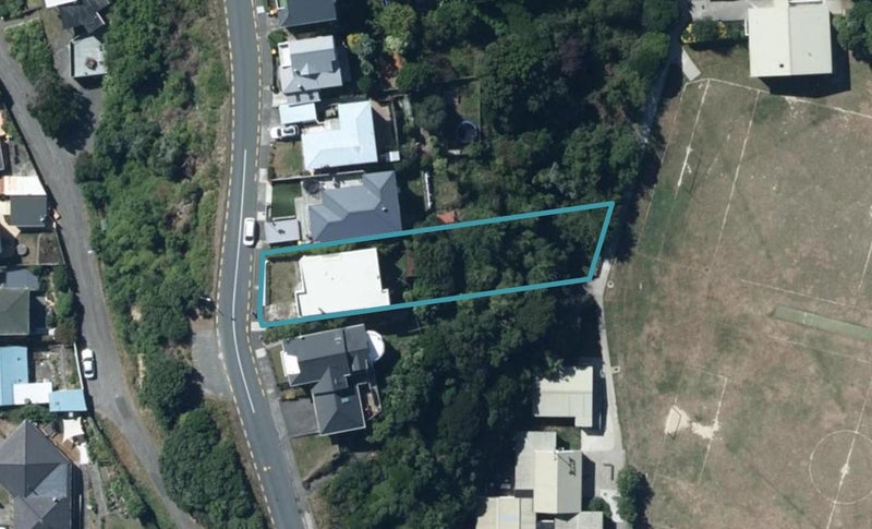 20 Motuhara Road, Plimmerton, Porirua - Carousel 1
