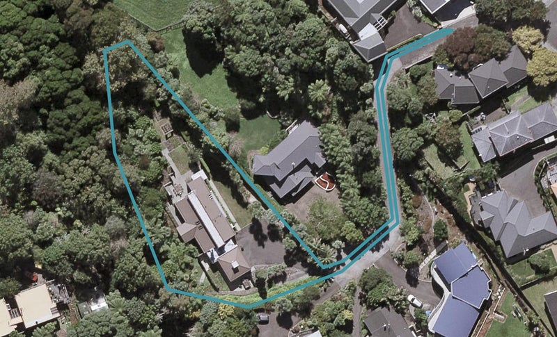 16B Del Mar Place, Merrilands, New Plymouth - Carousel 1