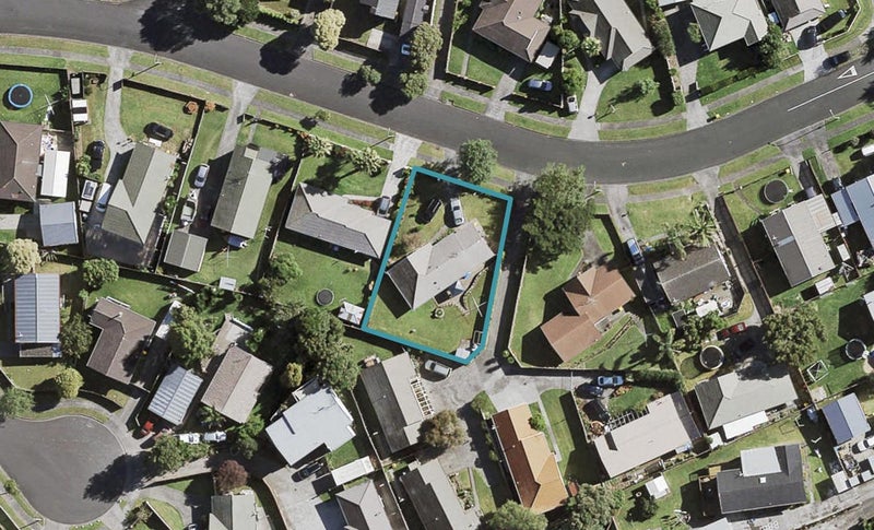 14 Bernina Place, Weymouth, Auckland - Carousel 1