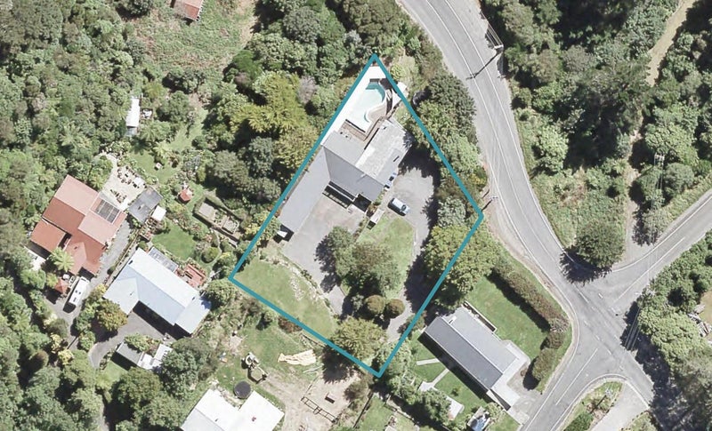 250 Blue Mountains Road, Blue Mountains, Upper Hutt - Carousel 1