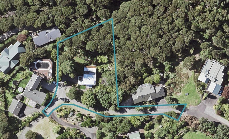 7 The Brae, Maraetai, Auckland - Carousel 1