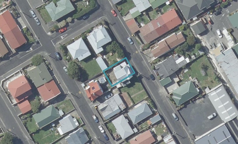 27 Josephine Street, Caversham, Dunedin - Carousel 1
