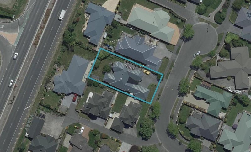 51 Chesterfield Mews, Russley, Christchurch - Carousel 1
