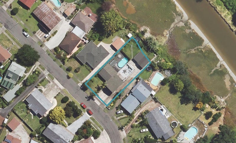 17 Fergusson Drive, Te Hapara, Gisborne - Carousel 1