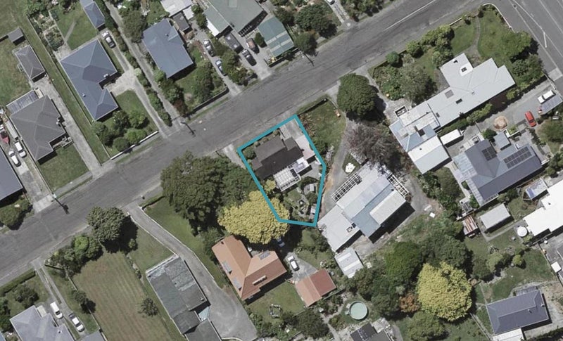8 Atmore Avenue, Otaki - Carousel 1