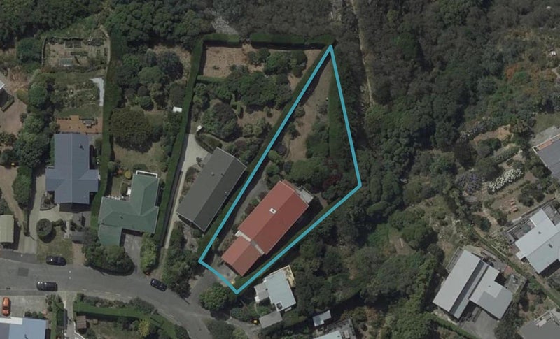 9 Koromiko Crescent, Diamond Harbour, Lyttelton - Carousel 1