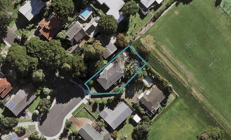 20 Northgrove Avenue, Hillcrest, Auckland - Carousel 1
