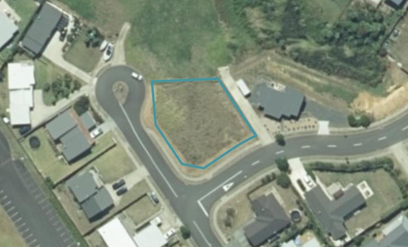 12 Puka Place, Raglan - Carousel 1