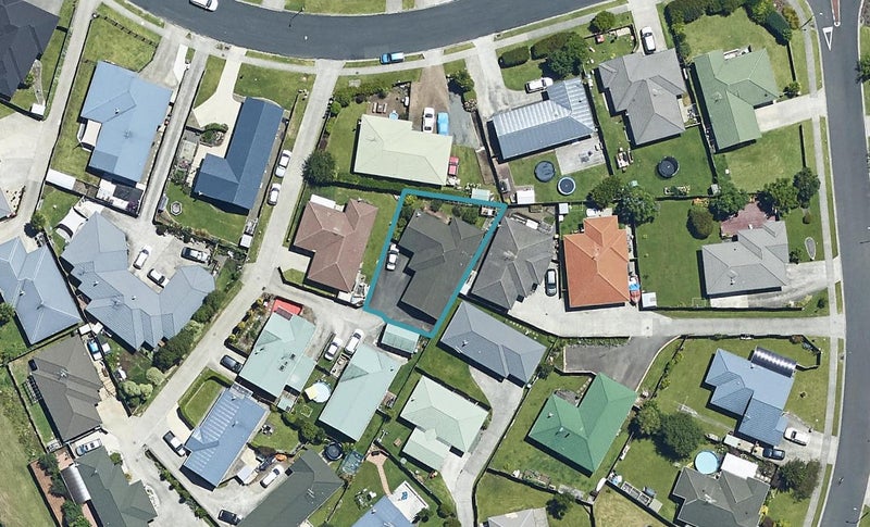 39 Solomon Street, Brookfield, Tauranga - Carousel 1
