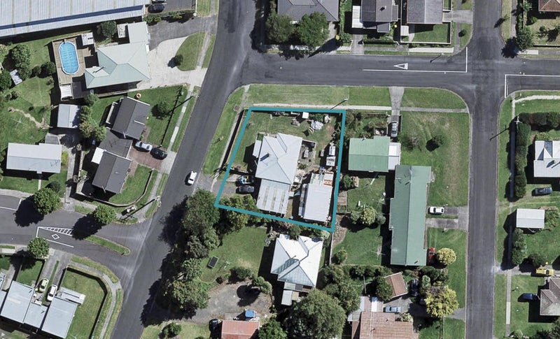 24 Martyn Street, Waiuku, Waiuku - Carousel 1