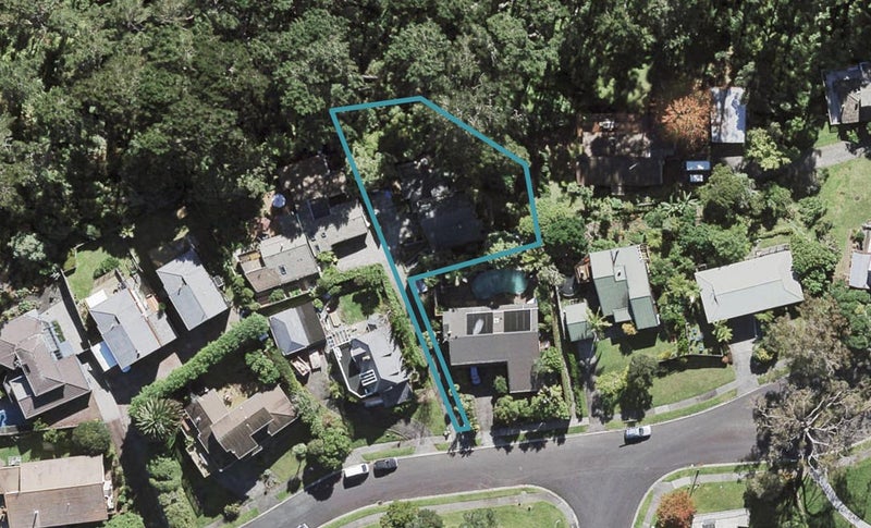 33 Jacaranda Avenue, Beach Haven, Auckland - Carousel 1