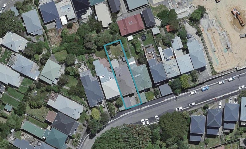 32 Hargreaves Street, Mount Cook, Wellington - Carousel 1