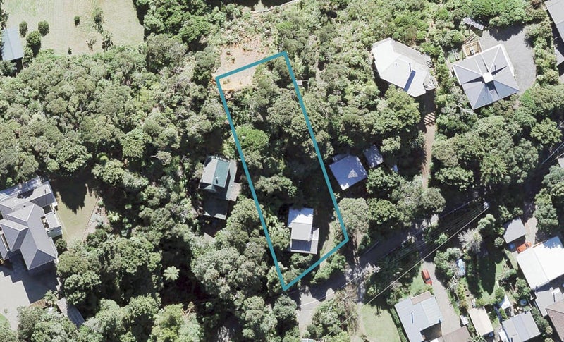 141 Cornwallis Road, Cornwallis, Auckland - Carousel 1