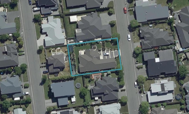 32 Applefield Court, Northwood, Christchurch - Carousel 1