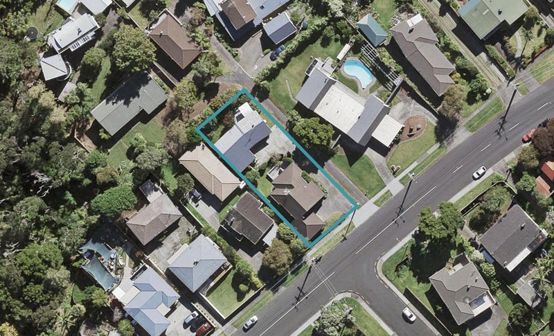 1/68 Coronation Road, Hillcrest, Auckland - Carousel 1