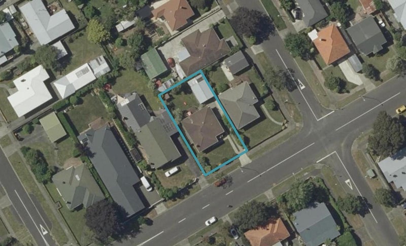 79 Limbrick Street, Terrace End, Palmerston North - Carousel 1