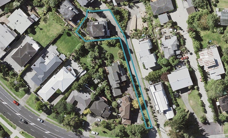 1/293 East Coast Road, Mairangi Bay, Auckland - Carousel 1